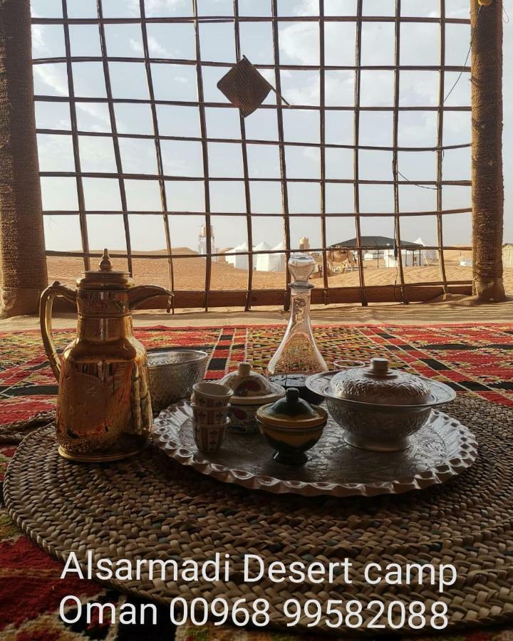 Отель Alsarmadi Desert Camp Shahiq Экстерьер фото